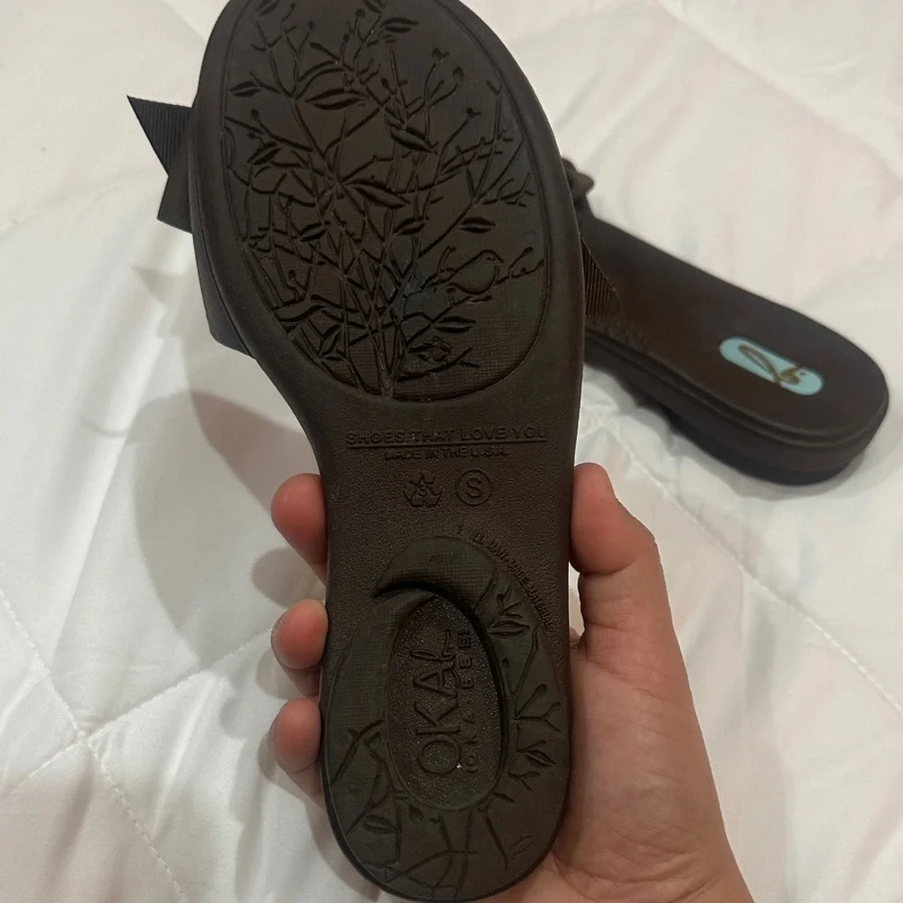 NWOT Elegant Brown Slide Sandals with Bow size 5.5